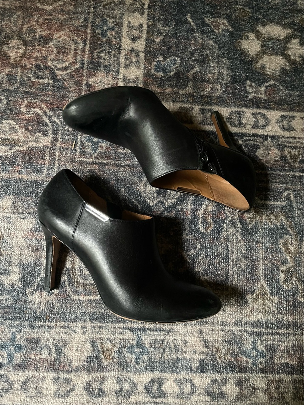 🐾Coach Seneca ankle booties🐾 - Picture 2 of 7